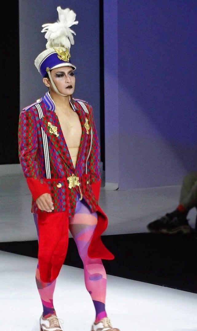 [教程经验]“手机十三水为什么一直输”开挂(透视)辅助神器
