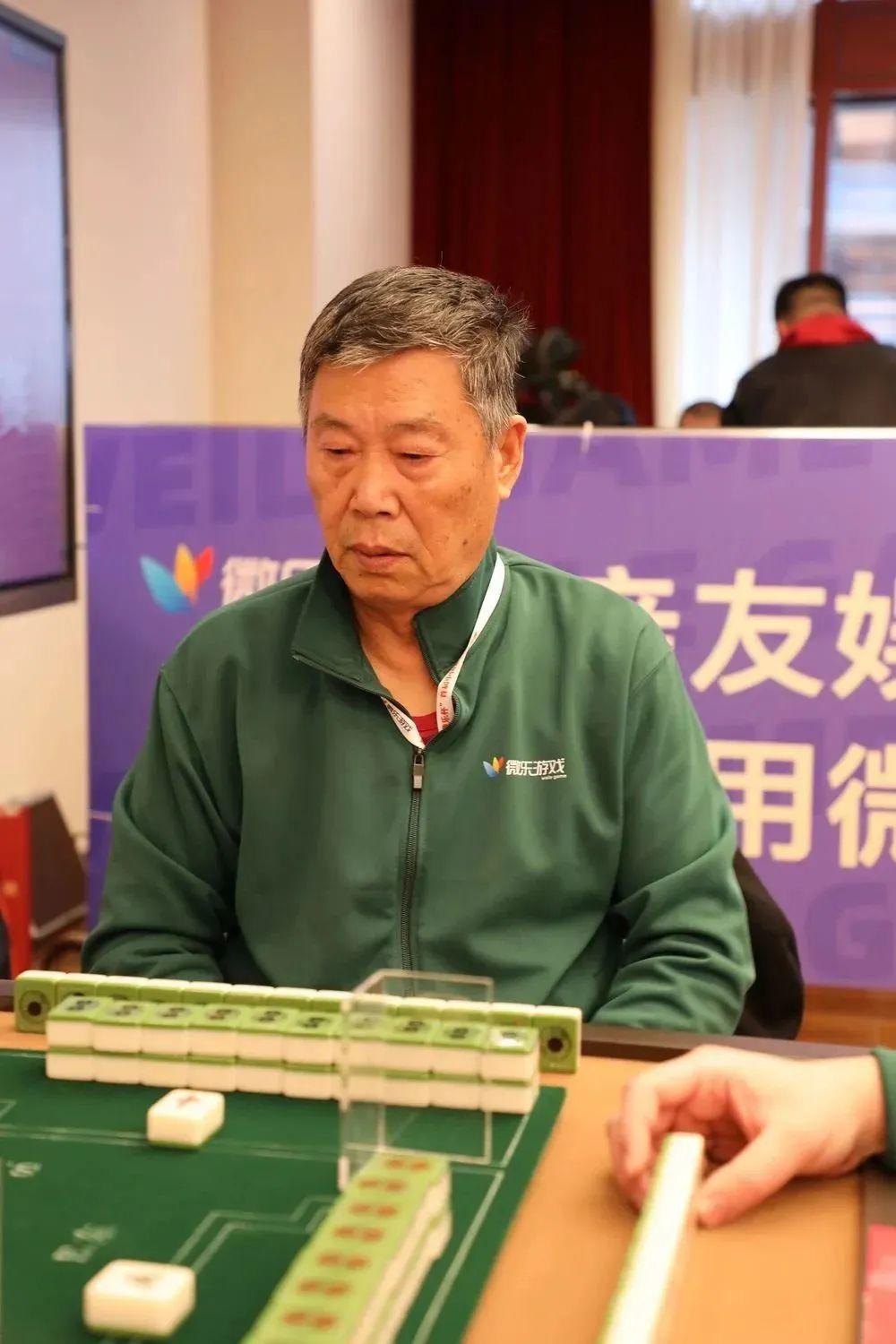 万能开挂辅助“微乐江西麻将小程序必赢神器免费”分享装挂详细步骤