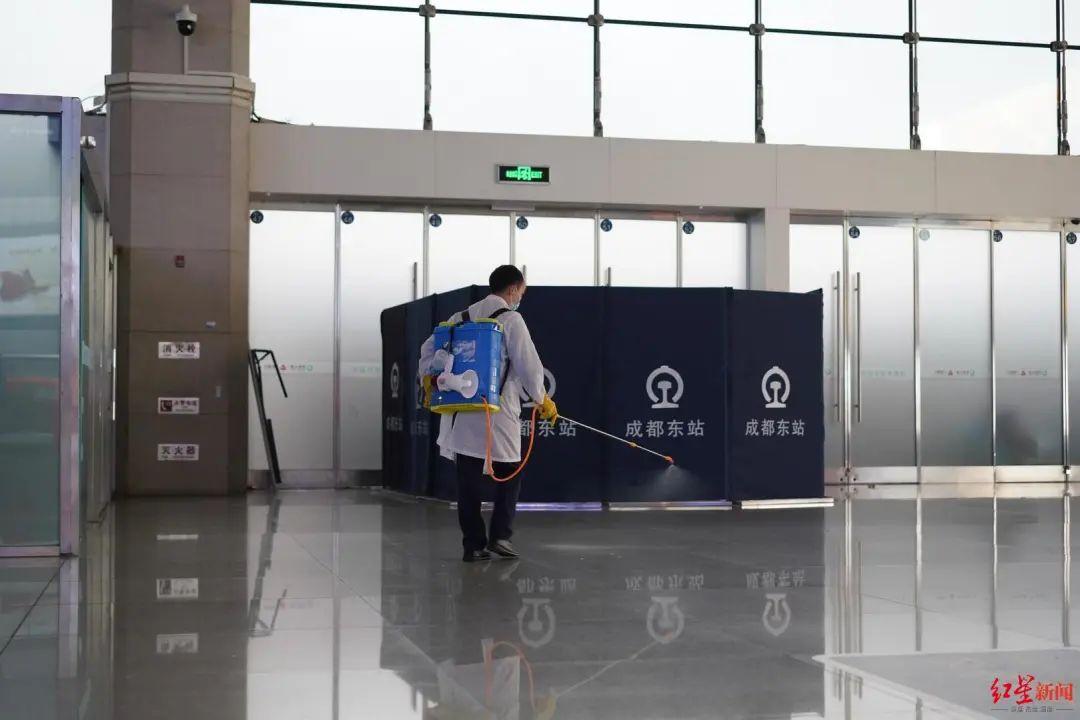成都居民出入小区不需持核酸证明（成都进小区需要什么条件）